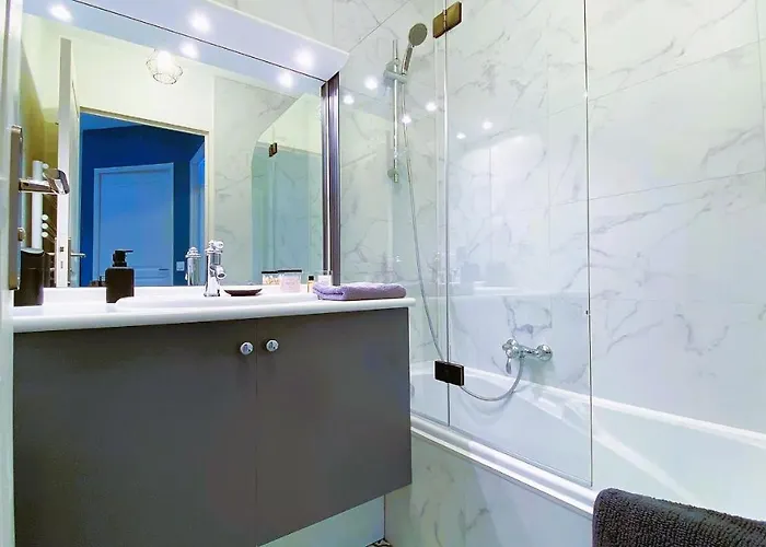 Appartamento St Roch 1 Magnifique 2 Pièces Proche Centre Gare Port *